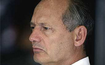 МакЛарън отвръща на удара на Ферари