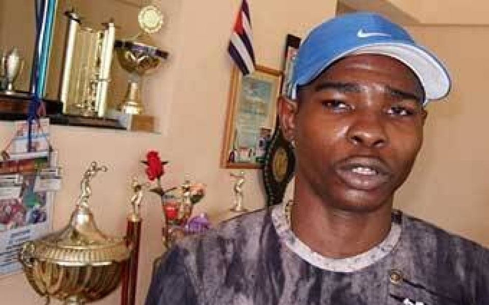 Двамата кубински боксьори избягали след нощен запой