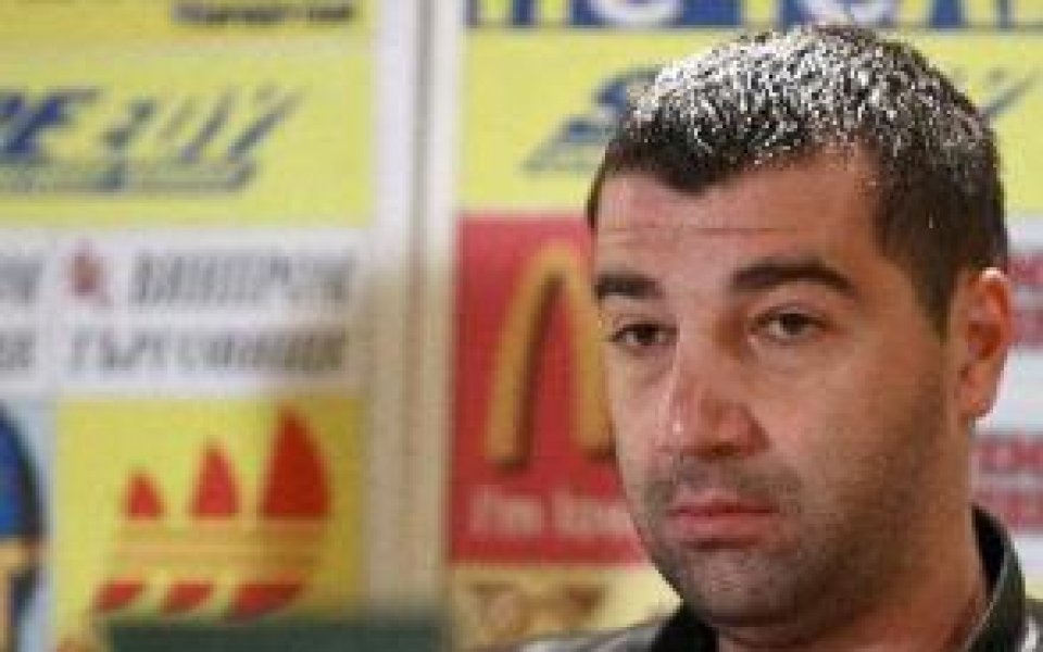 Антунович чака още мачове без загуба, Балдовалиев се оплаква