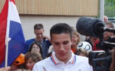 Ван Перси: Нашата цел са трите точки, а не зрелището