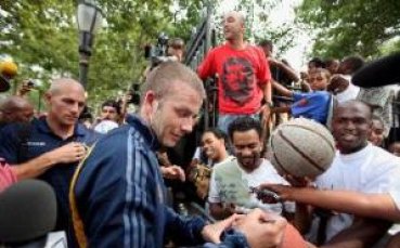 Дейвид Бекъм получи покана за боксов мач