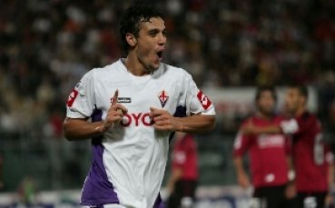 Фиорентина бие с човек повече