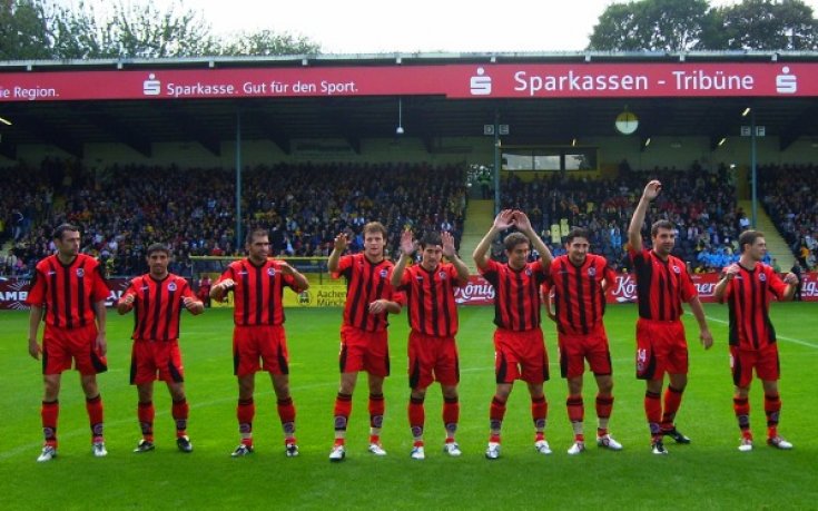 Цивилни ченгета гонят Локо София