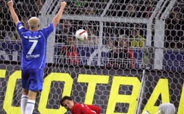 Борусия би Бохум с човек по-малко