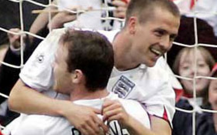 Хески: Оуен и Рууни ще се справят