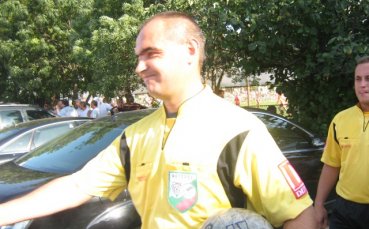 Стефан Спасов свири Локо Пд и ЦСКА