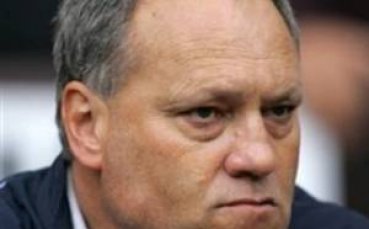 Бербатов уволни Йол