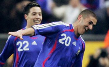 Бензема: Оставам в Лион