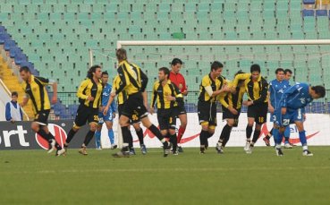 Мъжете на Ботев биха старшата възраст с 3:1