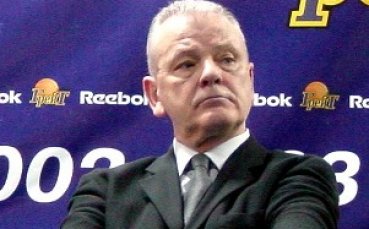 Душан Ивкович поема Сърбия?