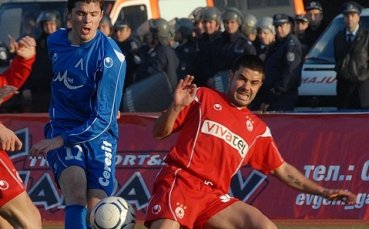 Тасевски е счупил крака на Йордан Тодоров на две места