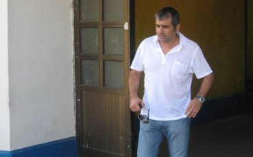 Танев: Доста отбори се интересуват от Ники Михайлов