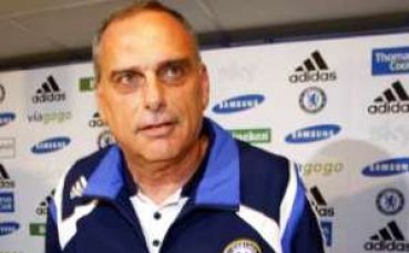 Челси възнагради Грант с нов договор