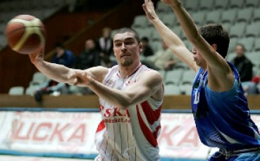 ЦСКА започна годината в пълен състав