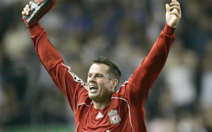 Ливърпул: Карагър бе замерян с бира