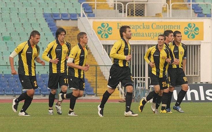 Официално: Комбинатът за цветни метали е спонсор на Ботев Пд