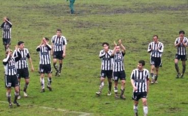 Локо Пловдив тръгна с 2:0
