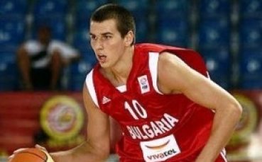 Христо Захариев отново тренира с Левски