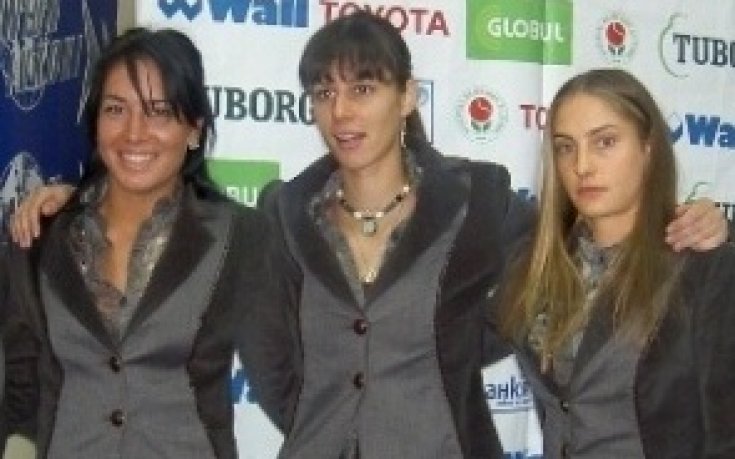 Дебютантката Елица Костова загуби за Фед Къп