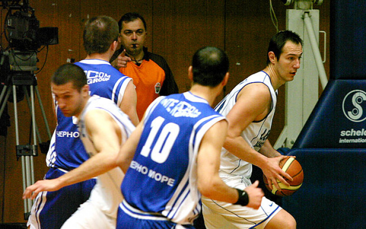 Черно море Еврохолд победи Левски след драма