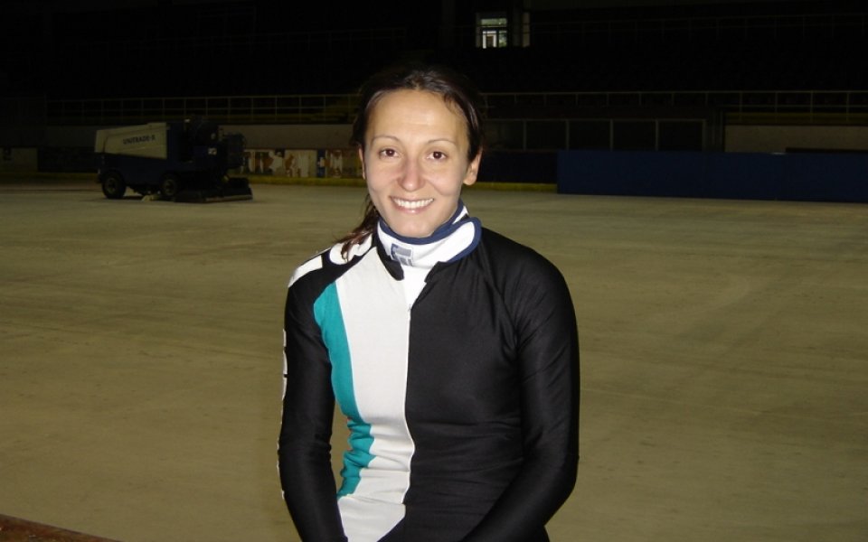 Раданова стана шампионка на 500 и 1500 метра