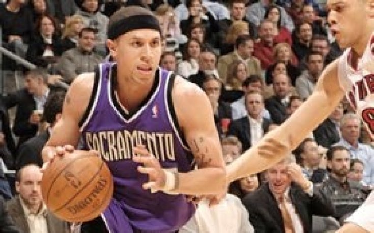 Атланта даде четирима за Майк Биби