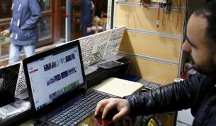 Турция: Забраната за достъп до „Ютюб“ остава в сила