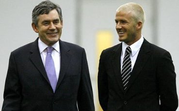 Семейство Бекъм на гости на британския премиер
