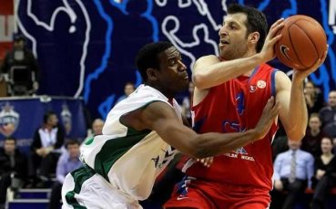 ЦСКА на четвъртфинал след победа срещу Уникаха