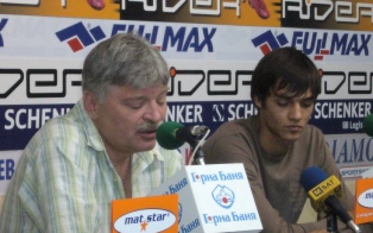 Емо Данчев се срещна с босовете на Байер