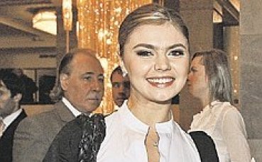 Алина Кабаева отново тръгна на училище
