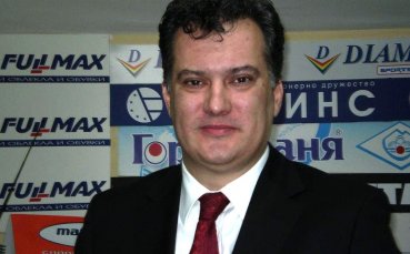 Михов с официална кандидатура, има обещания за подкрепа