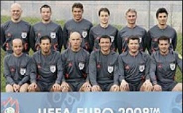 УЕФА: Реферите няма да прощават на Евро 2008