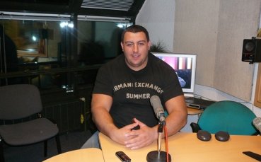 Вожда повали съперник, съдиите не го зачитат