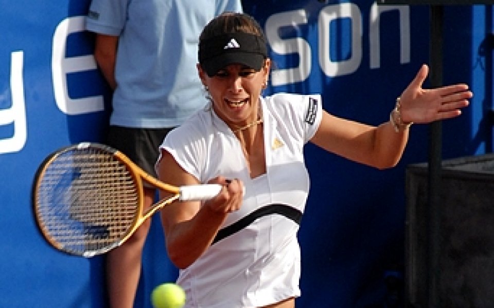 Пиронкова се справи в първи кръг в Прага