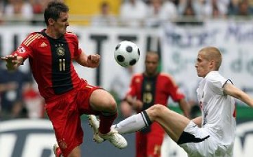 Трагична Германия в защита и 2:2 с Беларус