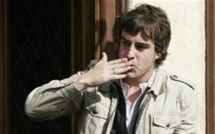 И Алонсо отрече за Ферари