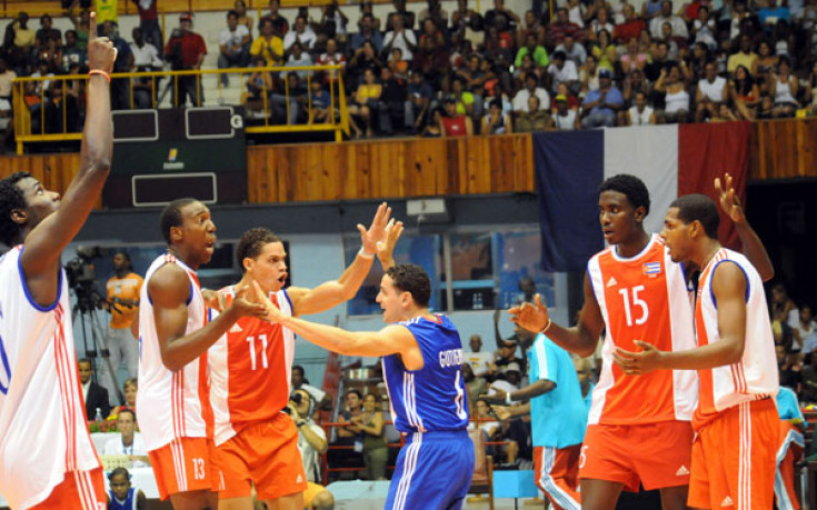 Полша и Италия падат, Джиба и Екзига – контузени