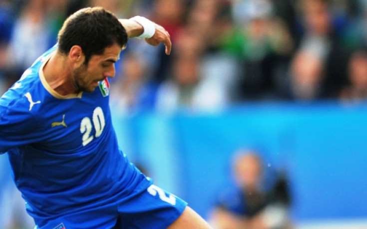 Италианците забравиха Перота при жена му