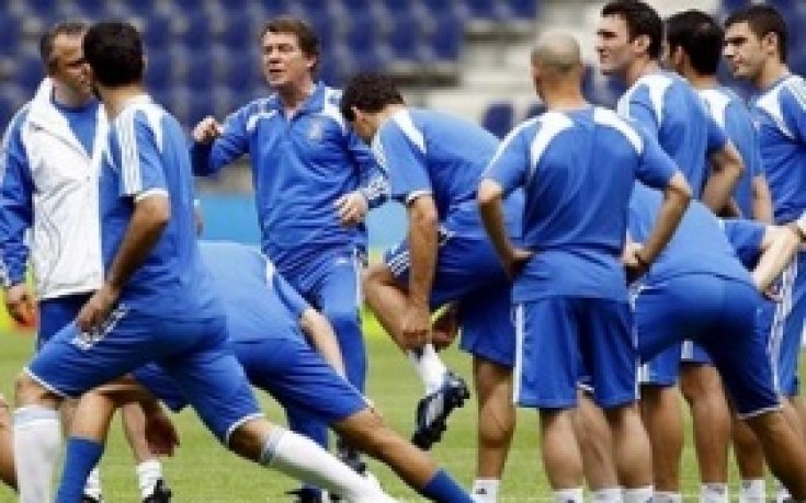 Рехагел недоволен от съдиите на Евро 2008