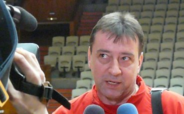 Лукаич замени София със Сургут