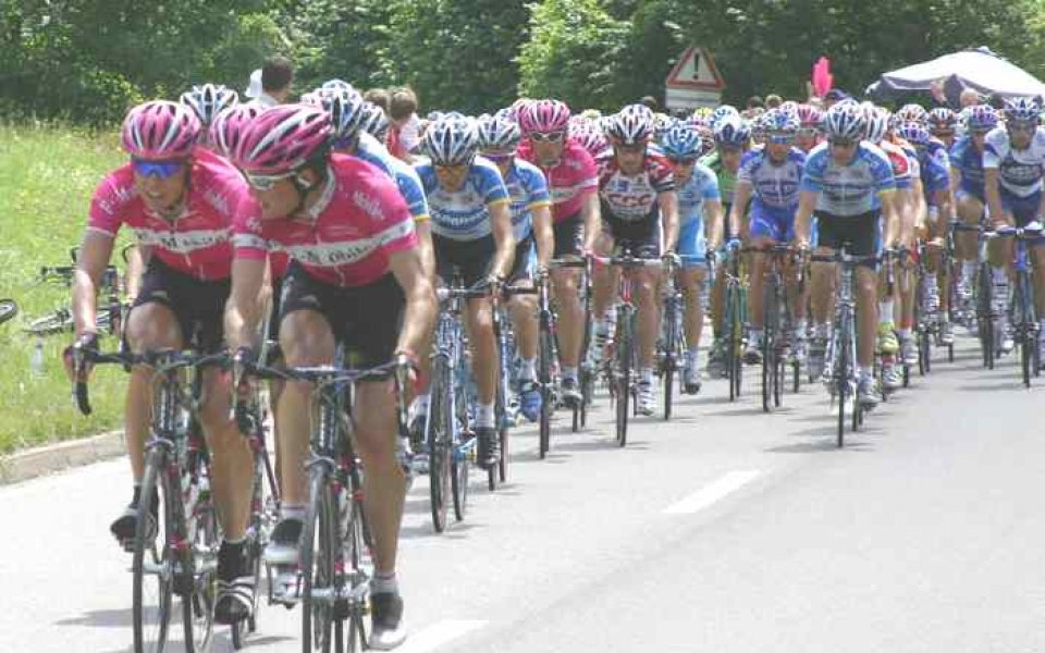 Още трима колоездачи се оттеглиха от Тур Дьо Франс