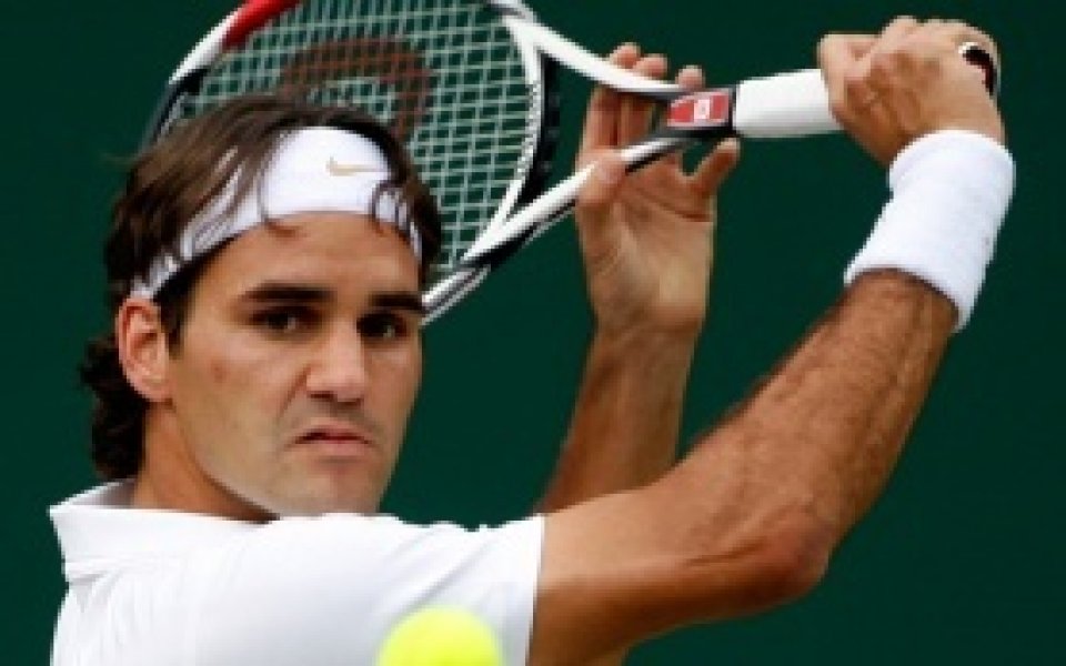 Жил Симон тресна Федерер във втория кръг в Торонто