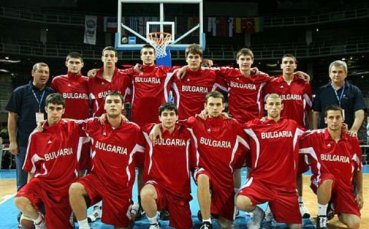 Младежите загубиха и от Черна гора на Евро 2008