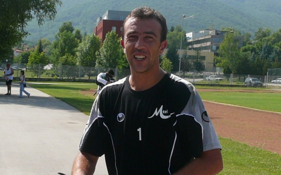 Оперират Петков другата седмица, отпада за БАТЕ