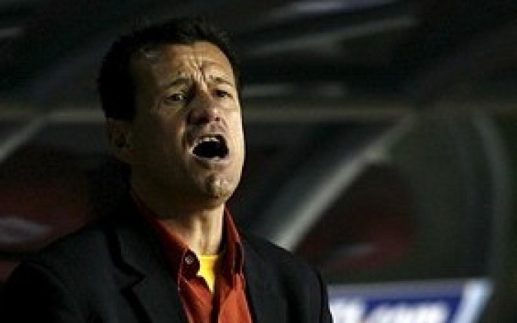 Робиньо се застъпи за Дунга