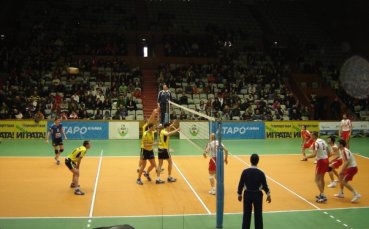 Марек и ЛукОйл прескочиха първия кръг