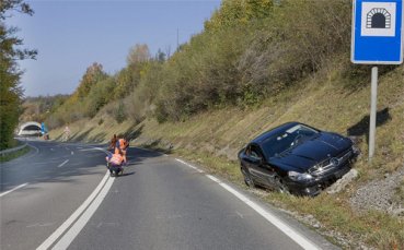 Блатер катастрофира, бяга от местопроизшествието?
