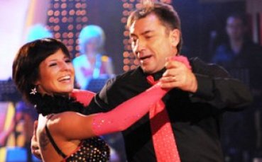 Гиби и Майкъла се обзаложиха публично за дербито