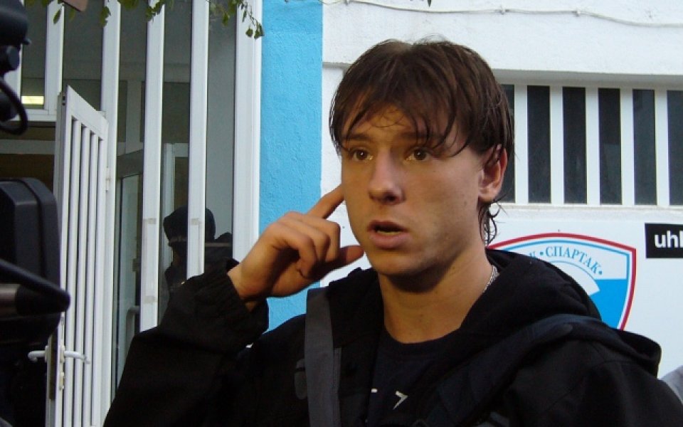 Левски търси нападател, халф и евентуално вратар, започва с Йовов